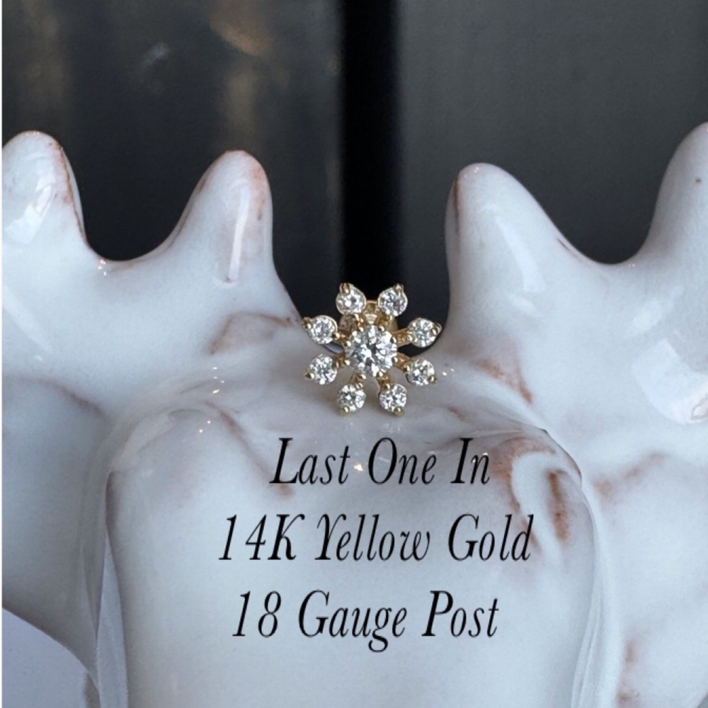 14KYG Cartilage Single Diamond Cluster Stud Earring